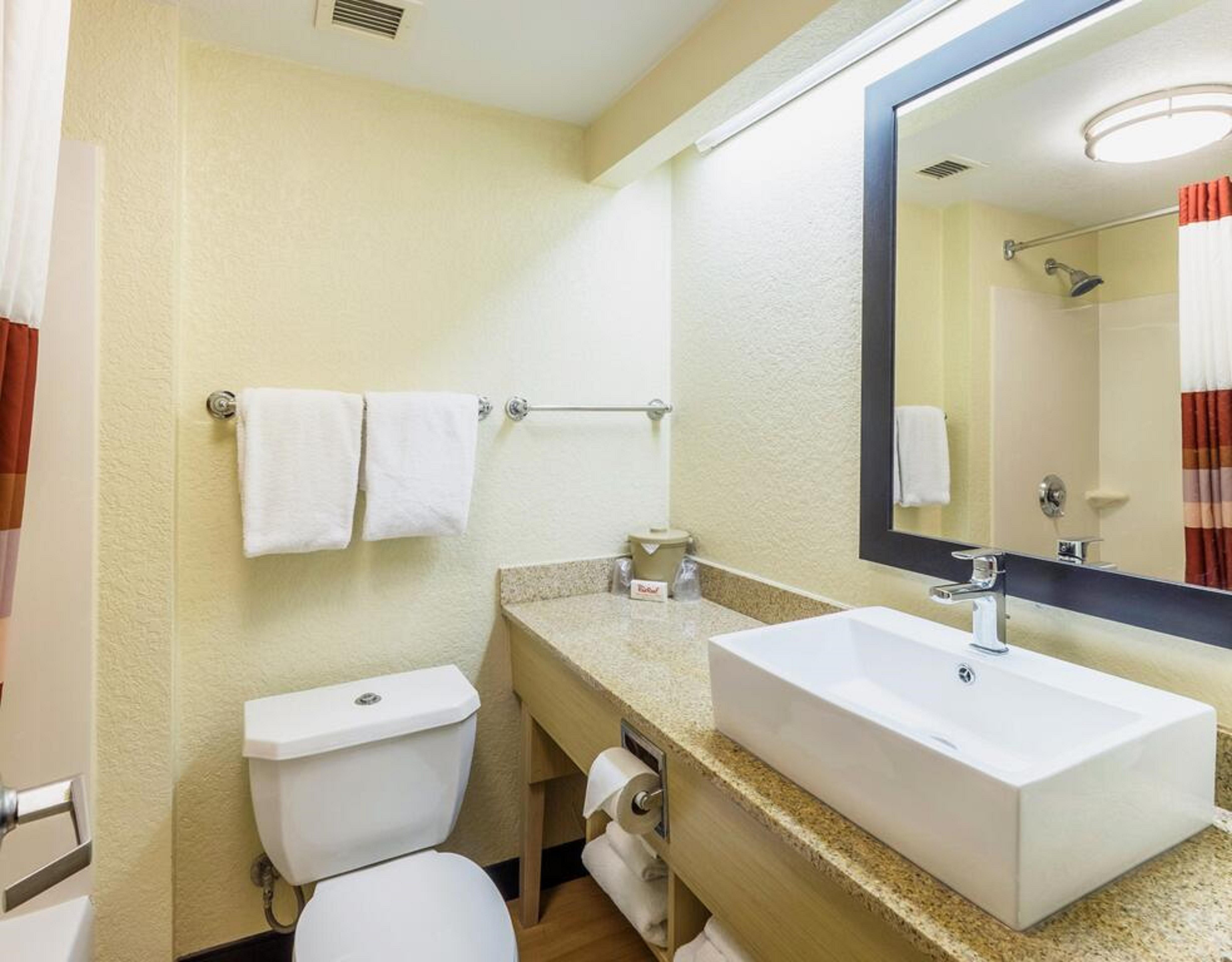 Red Roof Inn Plus+ Γουεστ Παλμ Μπιτς Εξωτερικό φωτογραφία